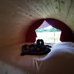 La Roulotte Des Nuits Etoilees Du Moulin 度假居 Sainte-Orse